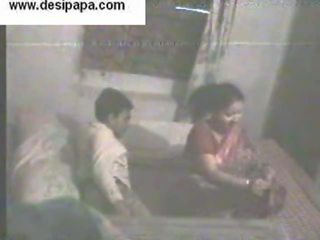 Indisk par hemmelighet filmet i deres soverom svelge og å ha xxx video hver andre